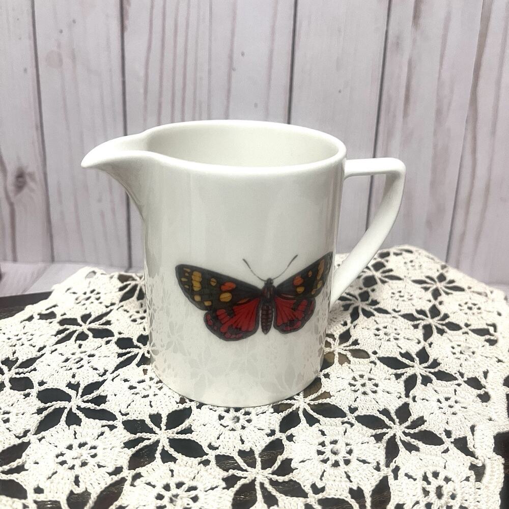 PORTMEIRION BOTANIC GARDEN BUTTERFLIES CREAMER JUG 10 OZ